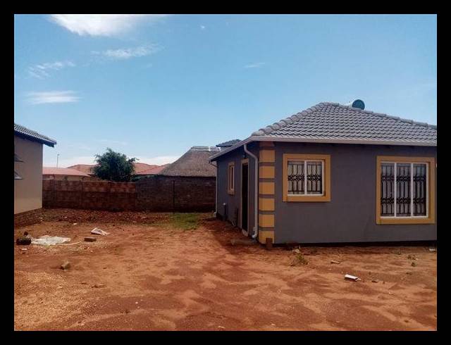 3 BEDROOM HOUSE FOR SALE IN SHARON PARK